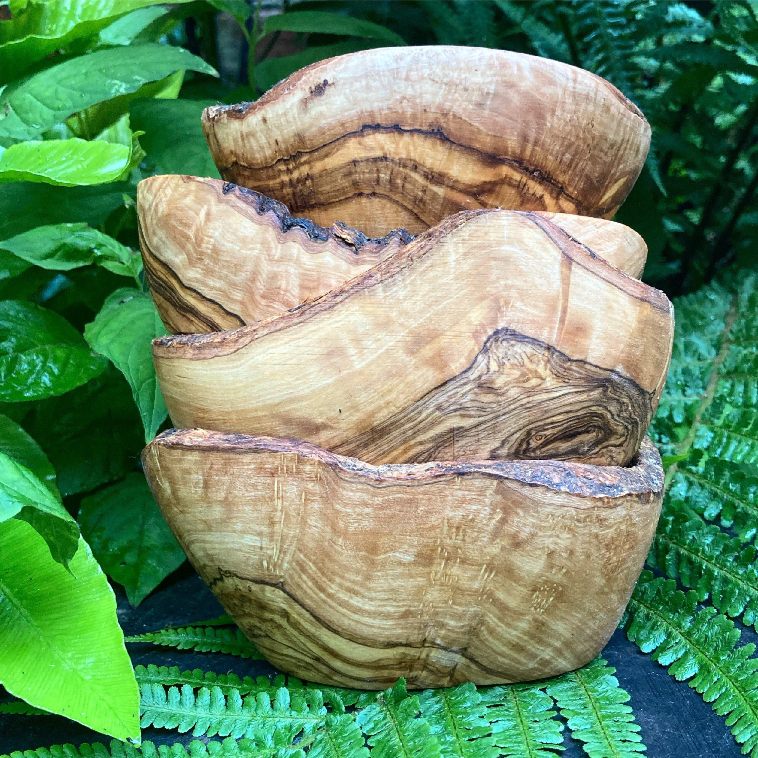 Jabonera Lisa De Madera De Olivo – Madrid