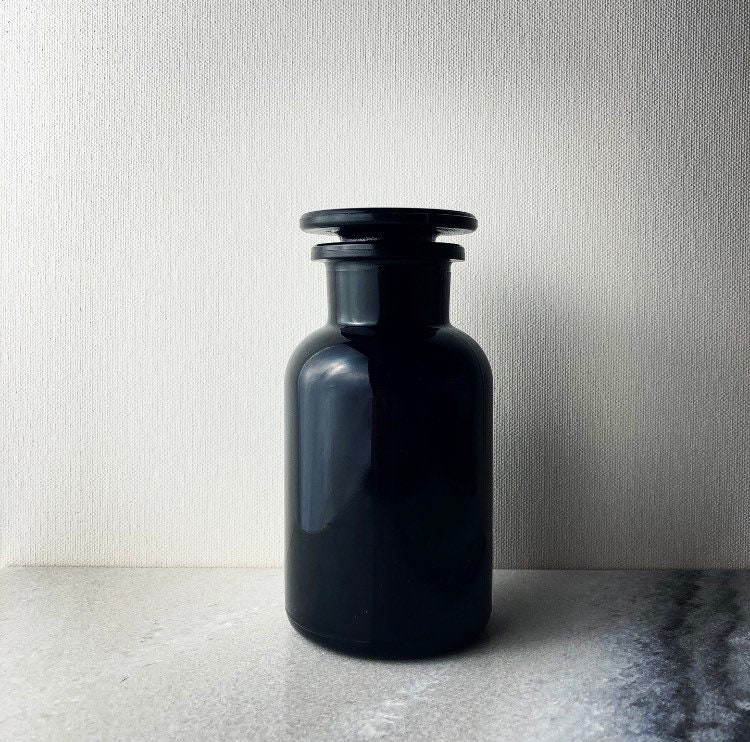 Dark Violet Glass Apothecary Jars 250ml. Apothecary Jars Are Perfect for  Preserving Herbs, Oils, Spices & Aromatherapy. UV Light Protection 