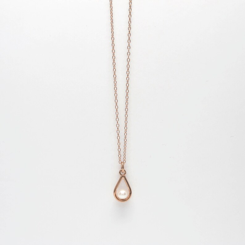 Minimalist Rose Gold Freshwater Pearl Pendant Single Pearl Necklace 14k Rose GOLD plated Teardrop PEARL Necklace Rose Gold-filled Chain