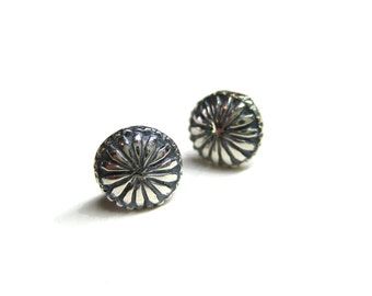 Hardware Sterling Silver Stud Earrings. Small Flower Decorative Nail Screw Head. Delicate Oxidized Silver Daisy Button Post Earrings.