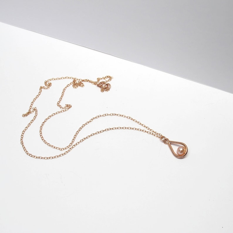 Minimalist Rose Gold Freshwater Pearl Pendant Single Pearl Necklace 14k Rose GOLD plated Teardrop PEARL Necklace Rose Gold-filled Chain