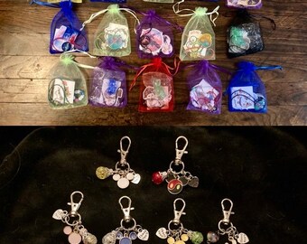 Mystery Disney Value Pack— 20 Pixie Dust Fish Extender Bags and 10 Cast Member Gifts