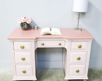 Pretty In Pink - All Grown Up - Desk!!!