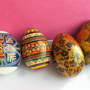 Eggs, Vintage Set of Four Collectible Decorated Eggs