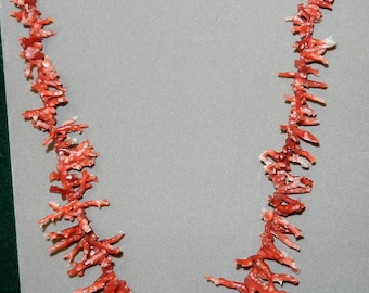 Necklace Vilntage Red Branch Coral