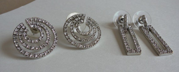 Vintage Crystal Rhinestone Earrings - image 3