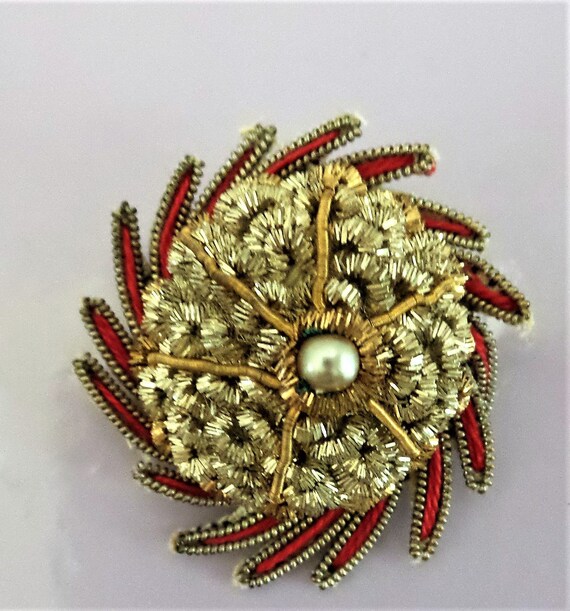 Brooch Unique Vintage - image 3