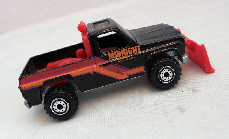 Toy Cartoon Network Truck,Standard Oil Kersosene Horse Drawn Tanker and Hotwheel Truck