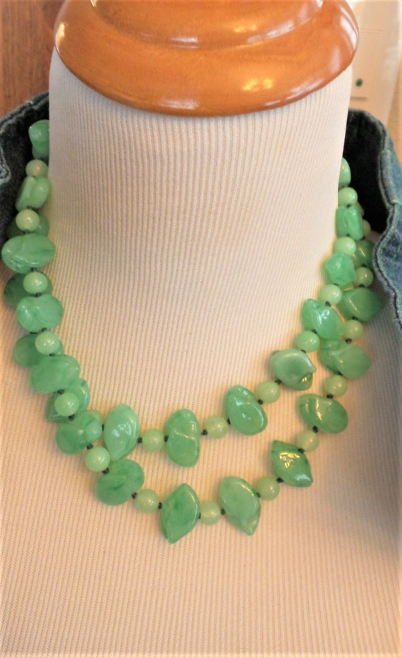 Necklace Green Vintage Stone Necklace by Vogue - image 3