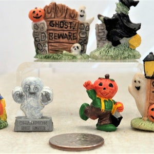 Dollhouse Miniature Halloween Decorations