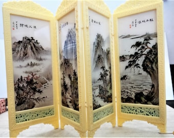 Miniature Asian Folding Screen for Dollhouse, Room Box, Diorama, Collectible