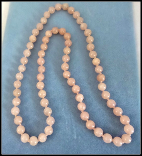 Rose Quartz Hand Knotted Beaded Necklace - image 4