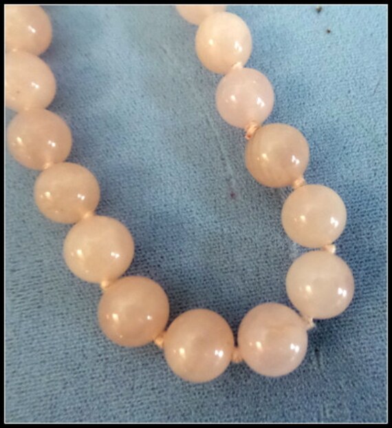 Rose Quartz Hand Knotted Beaded Necklace - image 2