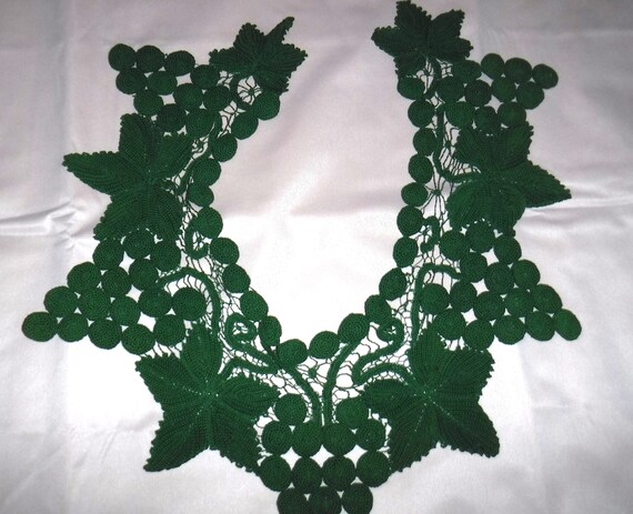 Collar Handmade Grape Design Olive Green - image 1