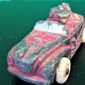Vintage 1930s Cast Iron Mini Car