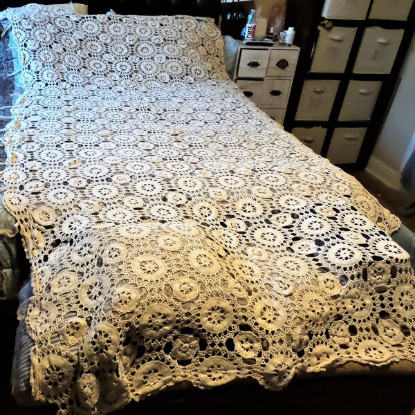 Hand Crocheted Bedspread Etsy
