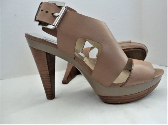 Shoes Vintage Michael Kors Platform High Heels - image 9