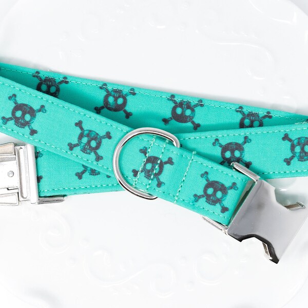 Teal Skulls Dog Collar, Pirate, Skulls & Cross Bones, Halloween dog collar, Spooky Pet Collar by Zaley Designs