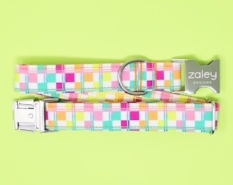 Collare per cani a scacchi arcobaleno: stile estivo neon