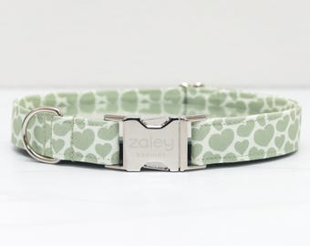 Sage Hellgrüne Herzen Hundehalsband: Metallschnalle, Baumwolle