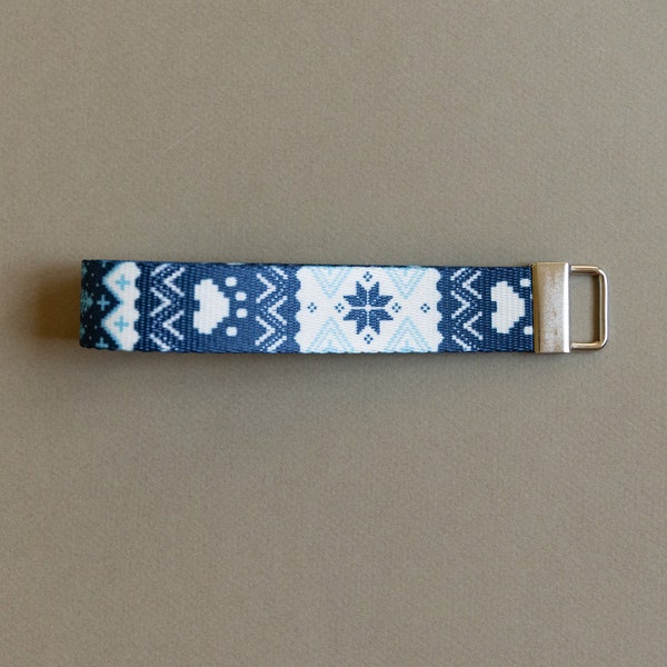 Nordic Sweater Keychain, Snowflake Loop Keychain, Winter keychain, Gumdrop Nordic 6" Endurance Keychain, gift topper, dog mom gift