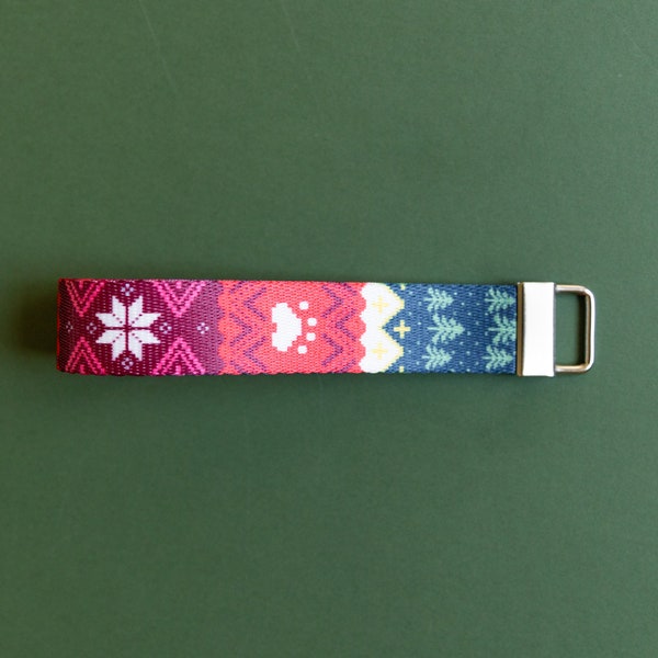 Nordic Sweater Keychain, Colorful Loop Keychain, Christmas Rainbow keychain, Gumdrop Nordic 6" Endurance Keychain, gift topper