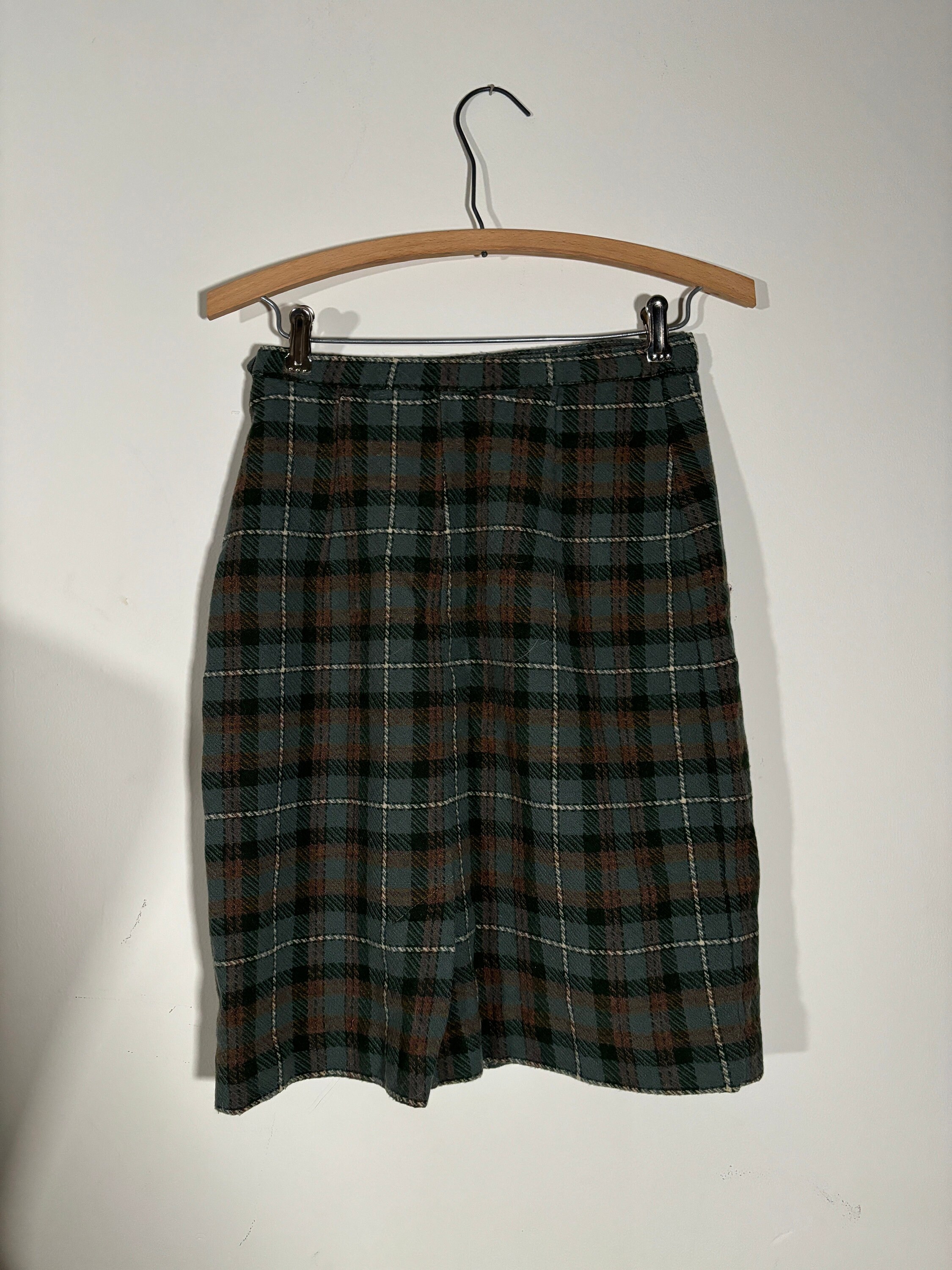 Classic Vintage Plaid Skirt PLUS main image 1