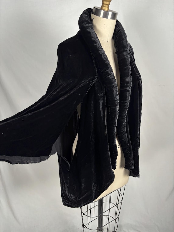 1920s Black Silk Velvet Coat Cape with Padded Collar