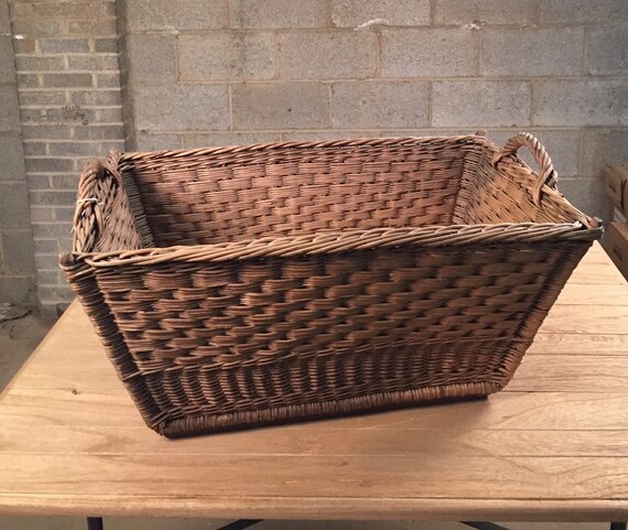 decoration Large old baguette basket from France vintage ...