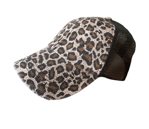 Leopard Print Trucker Hat: Women display picture 1