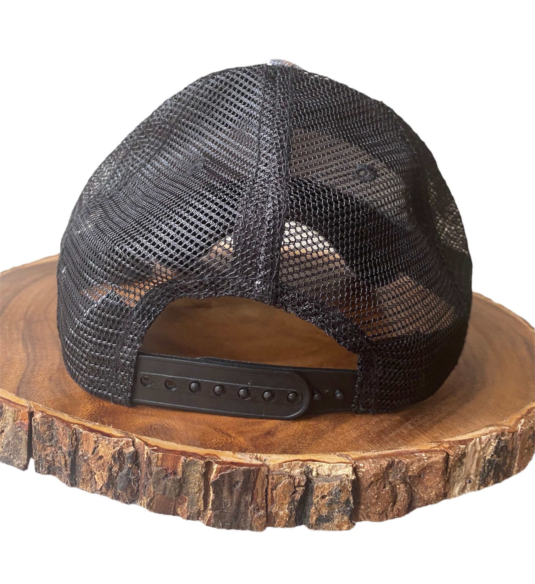 BROWN LAMBSWOOL CAP WITH LEOPARD LINING AND A CHIC FLOWER DETAILING Leopard Print Trucker Cap: Distressed Brown Hat With Glitter  main image 4