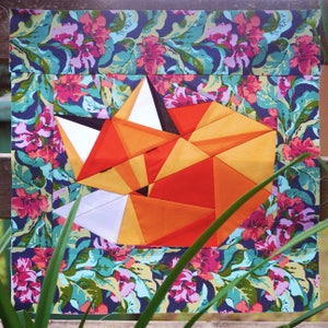 Sleeping Fox Paper Piecing Pattern 16 x 16 Quilt Block Digital PDF image 5