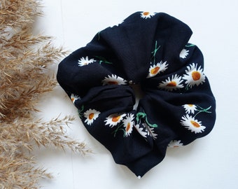 Scrunchie Gänseblümchen Schwarz