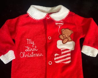 Vintage Sleep & Play Baby’s First Christmas Teddy Bear Balloons Pjs Sleeper Sz 3/6M Holiday
