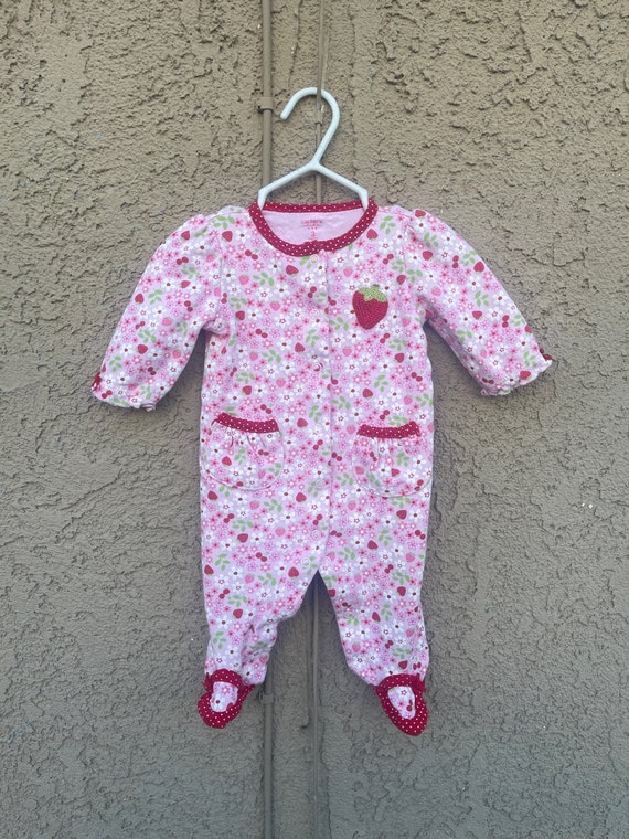 Vintage Carter’s Sleeper Pink Red Strawberry Sz 3M