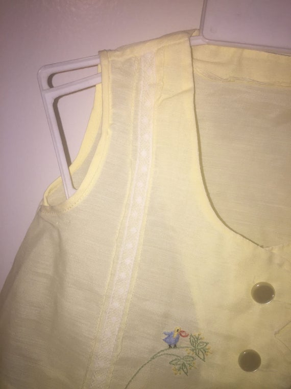 VTG Baby Girl Outfit Yellow Bird Plastic Pants Sz… - image 4