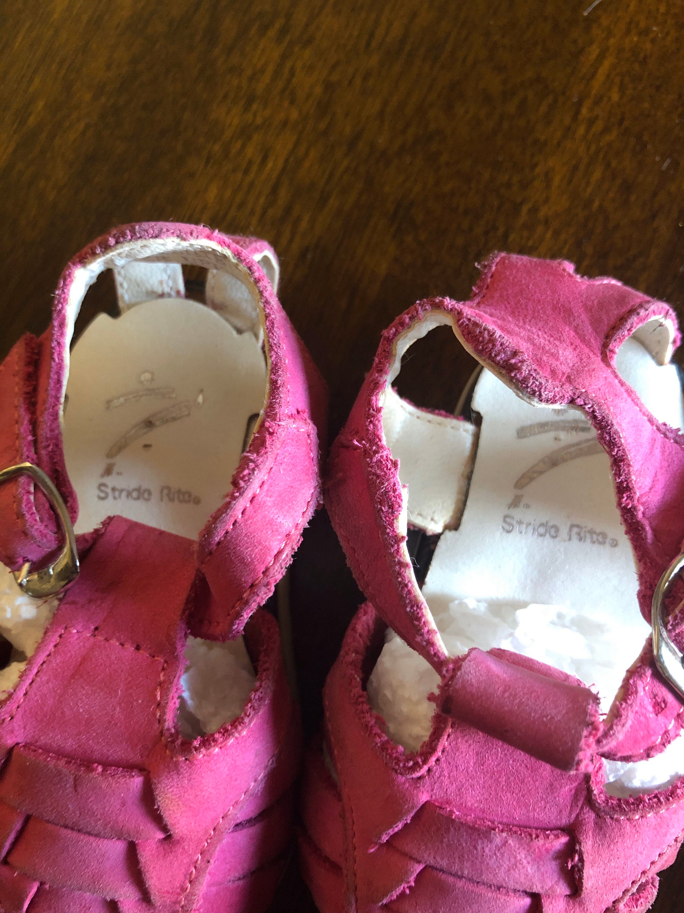 Stride rite deals pink sandals