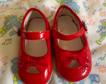 VTG Baby Girl Crib Shoes Red Bow Holiday Sz 1 Infant Dressy