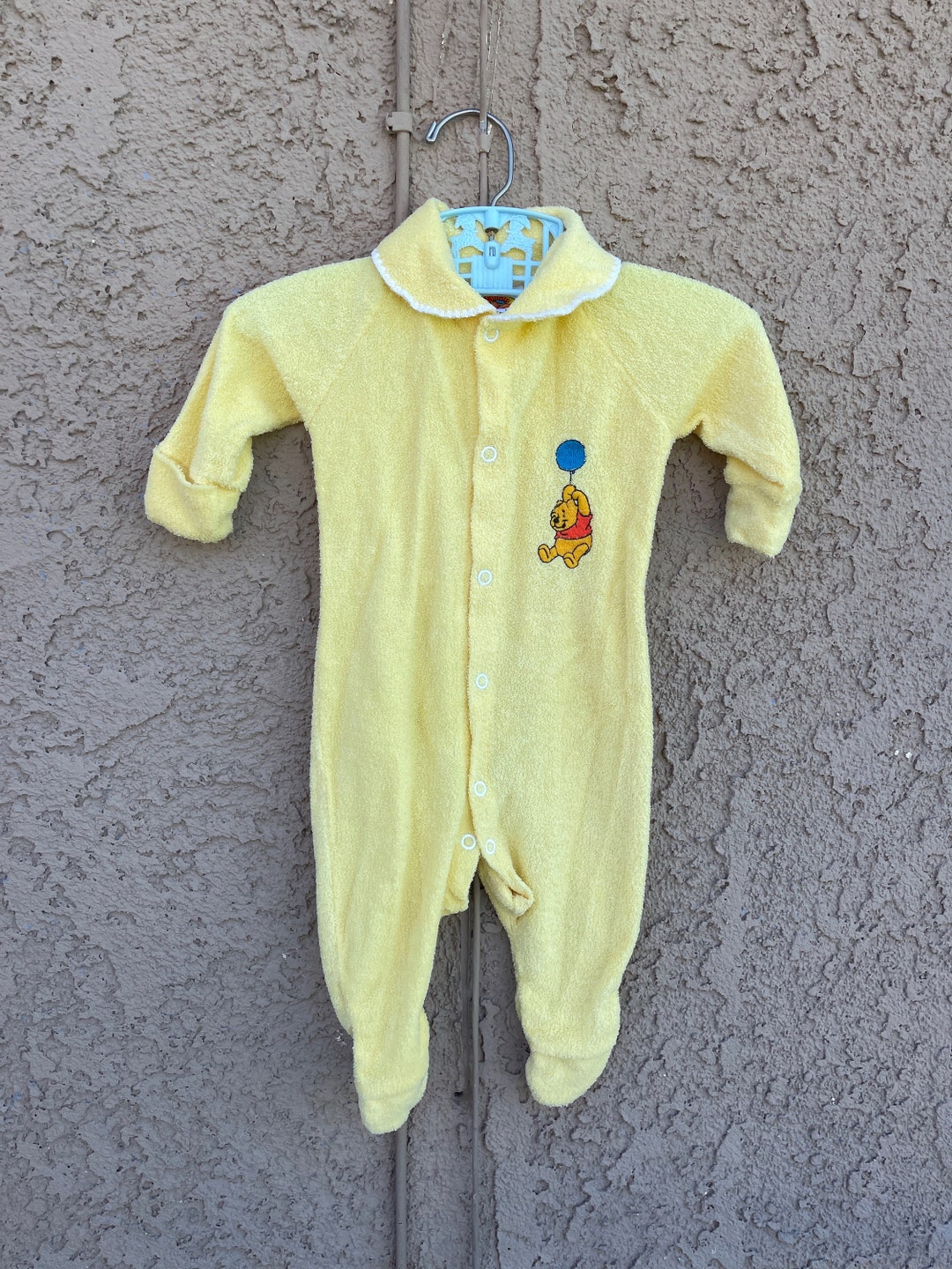 VTG Winnie the Pooh Yellow Footed Sleeper Sz 0/6M Yellow Terry Cloth Feet 