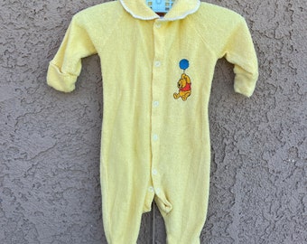 VTG Winnie The Pooh Yellow Footed Sleeper Sz 0/6M Yellow Terry Cloth Feet