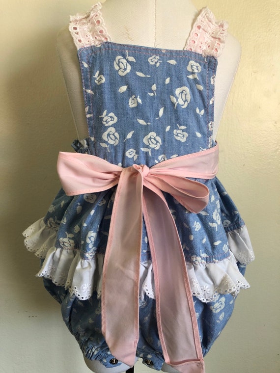 Vintage Floral Romper Overalls Lace Sz 6-12M - image 4