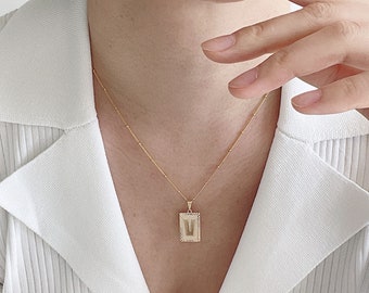 Medal Gold Initial Letter Necklace. Personalized Jewelry. Rectangle Medalion Pendant Necklace. Alphabet Letter Necklace. Square Necklace.