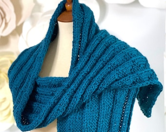 Pennant Pleating Scarf Knitting Pattern (PDF Download)