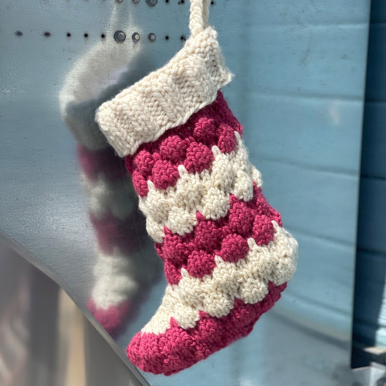 Bubble Christmas Stocking Knitting Pattern (PDF Download) - Etsy
