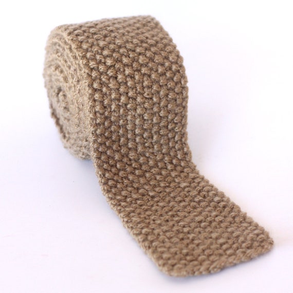 seed stitch tie