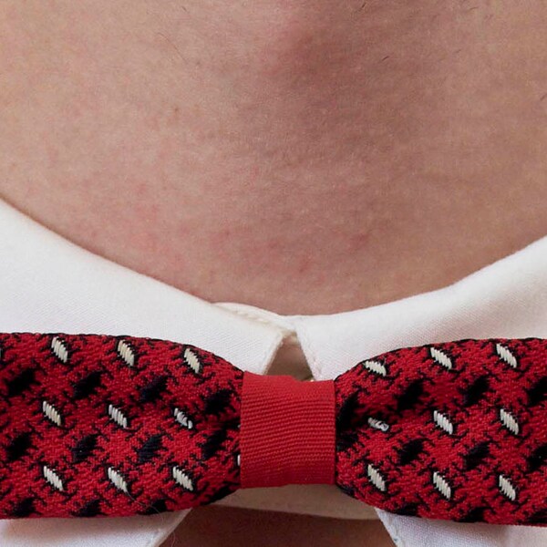 ROCKABILLY SWING Era BOWTIE - Geek Chic / Dr Who Red/White/Black jacquard "Ant" design Clip on Bowtie