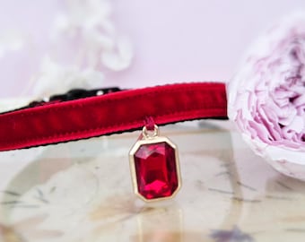 Handmade red velvet cat collar.safe breakaway rhinestone dog collar,small dog collar.puppy collar.kitten collar.tea cup dog collar.cat gift