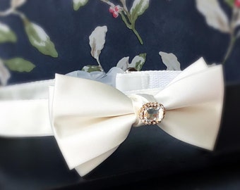 Cute Bow tie dog collar,wedding dog collar.Birthday party dog collar.Moderndog wedding collar.Ivory pet collar, Birthday gift for dog
