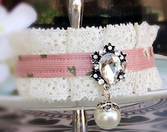 Cute lace Cat collar,cat gift.blush wedding cat collar,tiny dog collar,puppy collar. Teacup dog collar.dog wedding collar,kitten collar