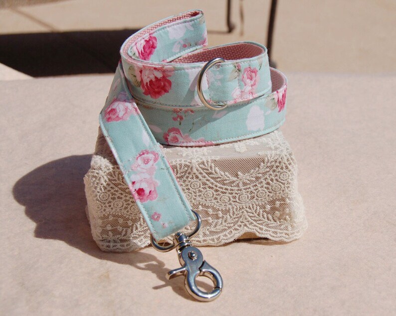 floral dog leash